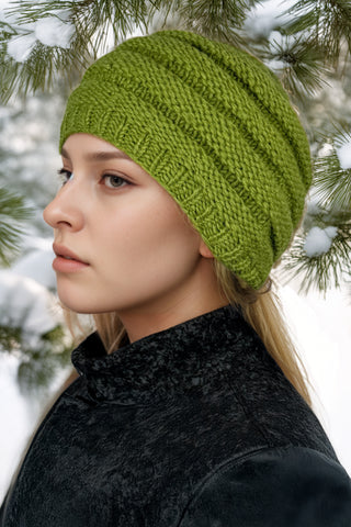 Womens Cable Knit Soft Lamb's Wool Fleece Lined Skull Hat ~ Small Medium ~ 1416H