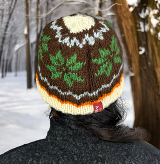 Visor Beret Snow Flakes Women Fleece Lined Insulated Cozy Winter Cap Small Medium ~ 1419H