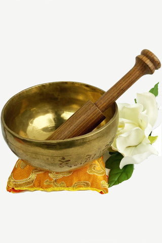 Hand Pounded 'Om Mani Padme Hum' Mantra Healing Singing Bowl Sets From Nepal - Agan Traders, 422 SB1-6.0" A