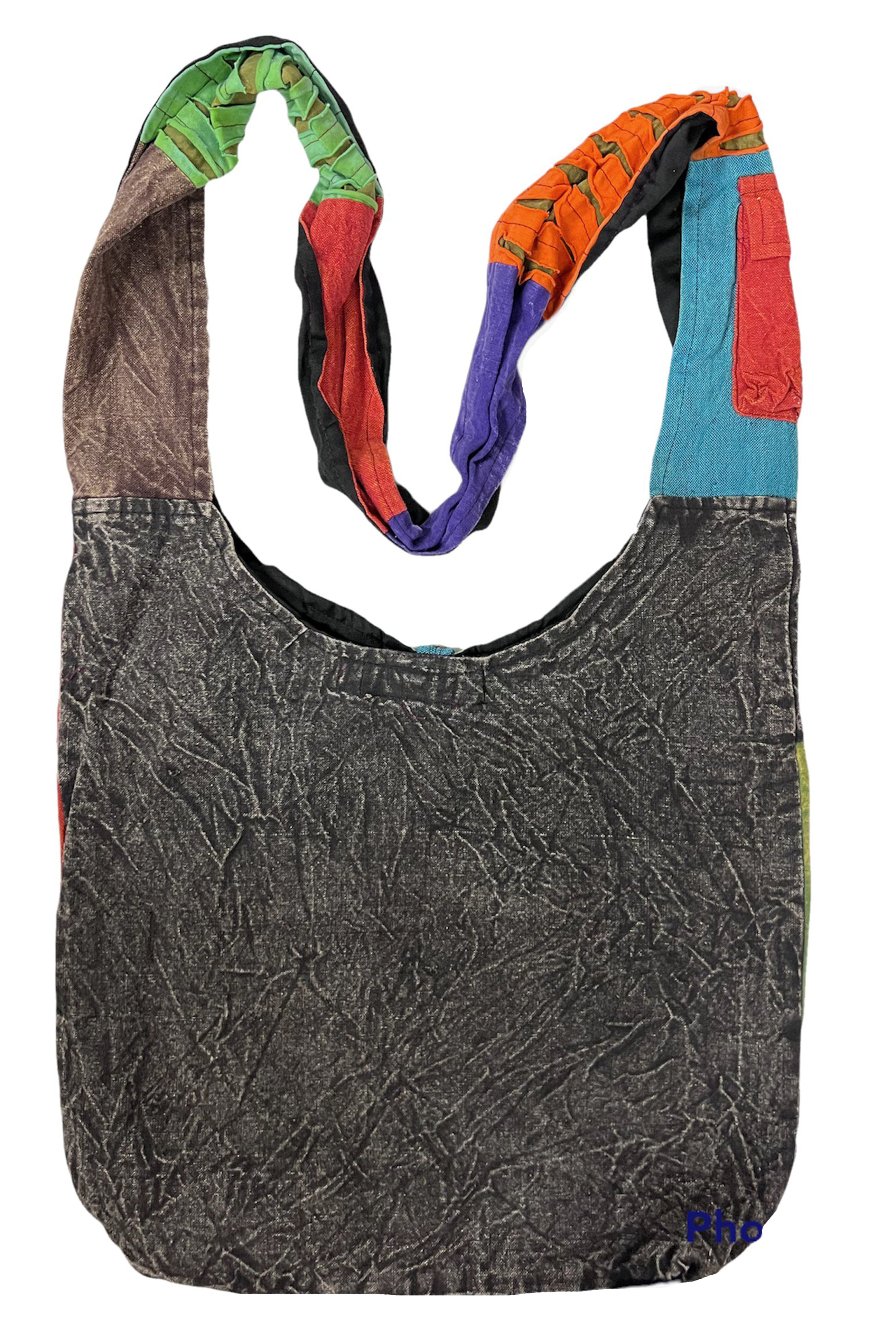 Bxingsftys Kawaii Messenger Bag - Nylon Shoulder Bag for School Multi  Pockets Crossbody Handbags Purse Aesthetic Messenger Bag (Black) -  Walmart.com